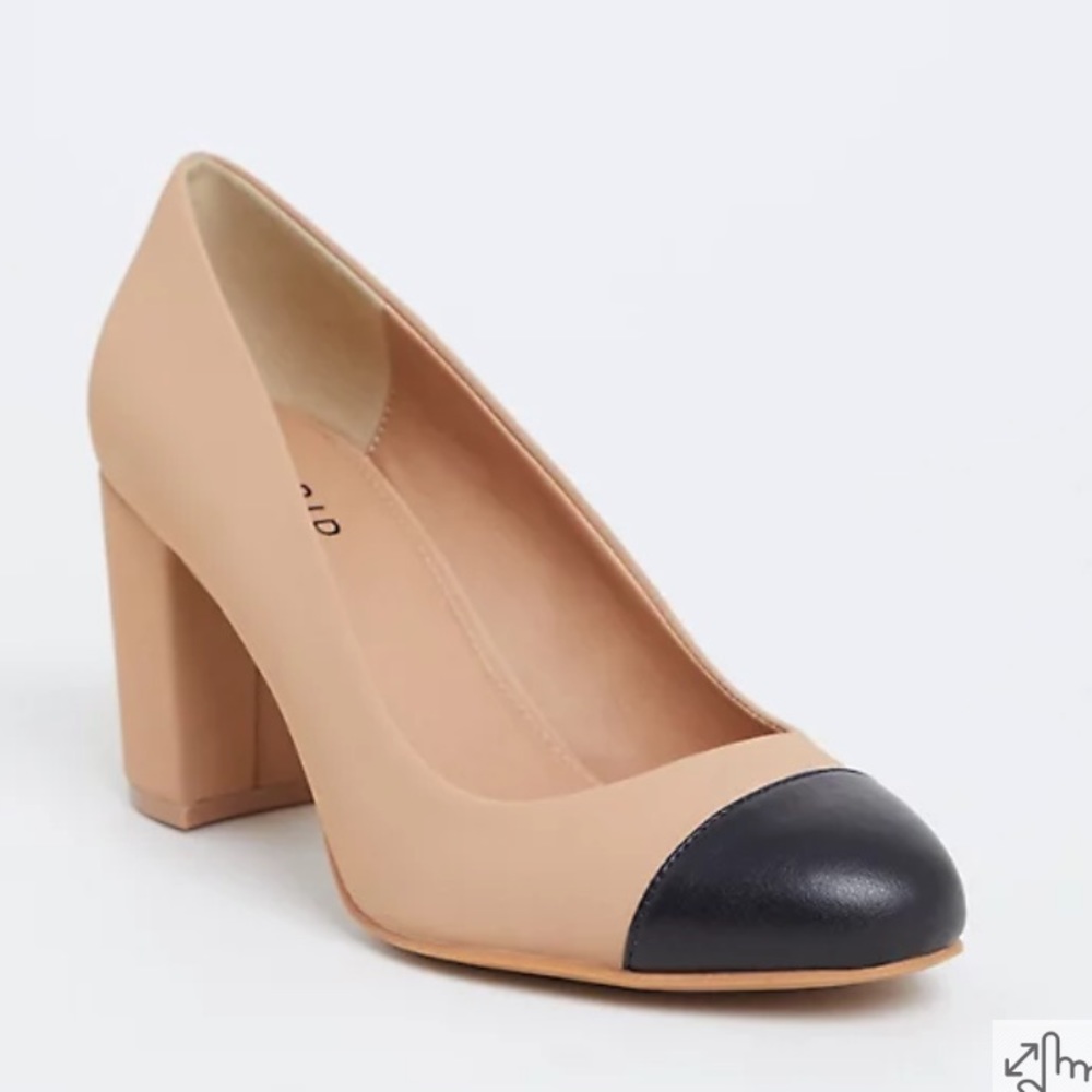 NWT TORRID RETRO 2 TONED HEEL SIZE 7 WW